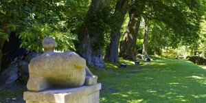 Henry Moore's Reclining Figure