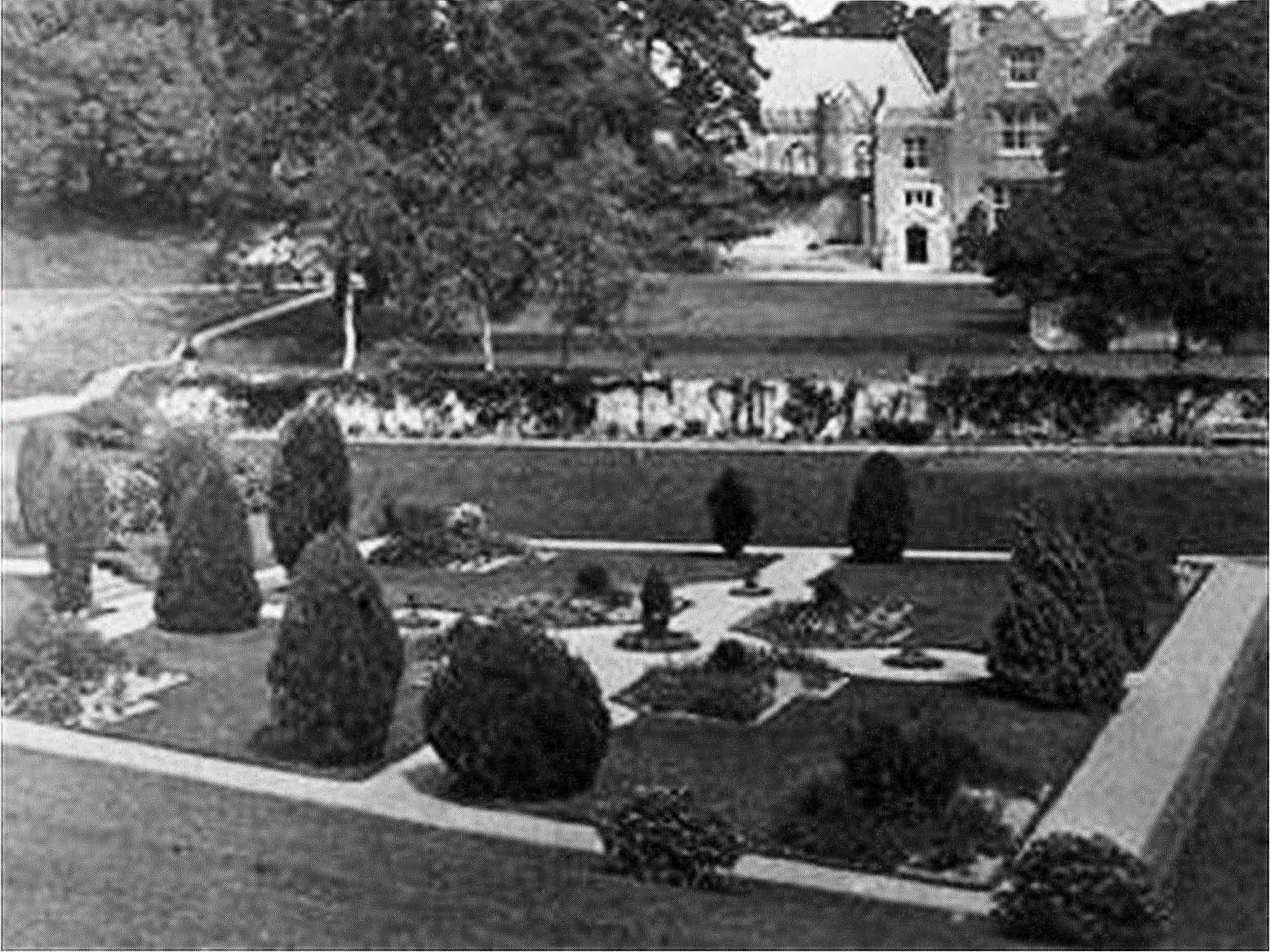 Dartington Hall's Tiltyard as Dutch Garden, date unknown. Dartington Hall's Tiltyard as Dutch Garden, date unknown.