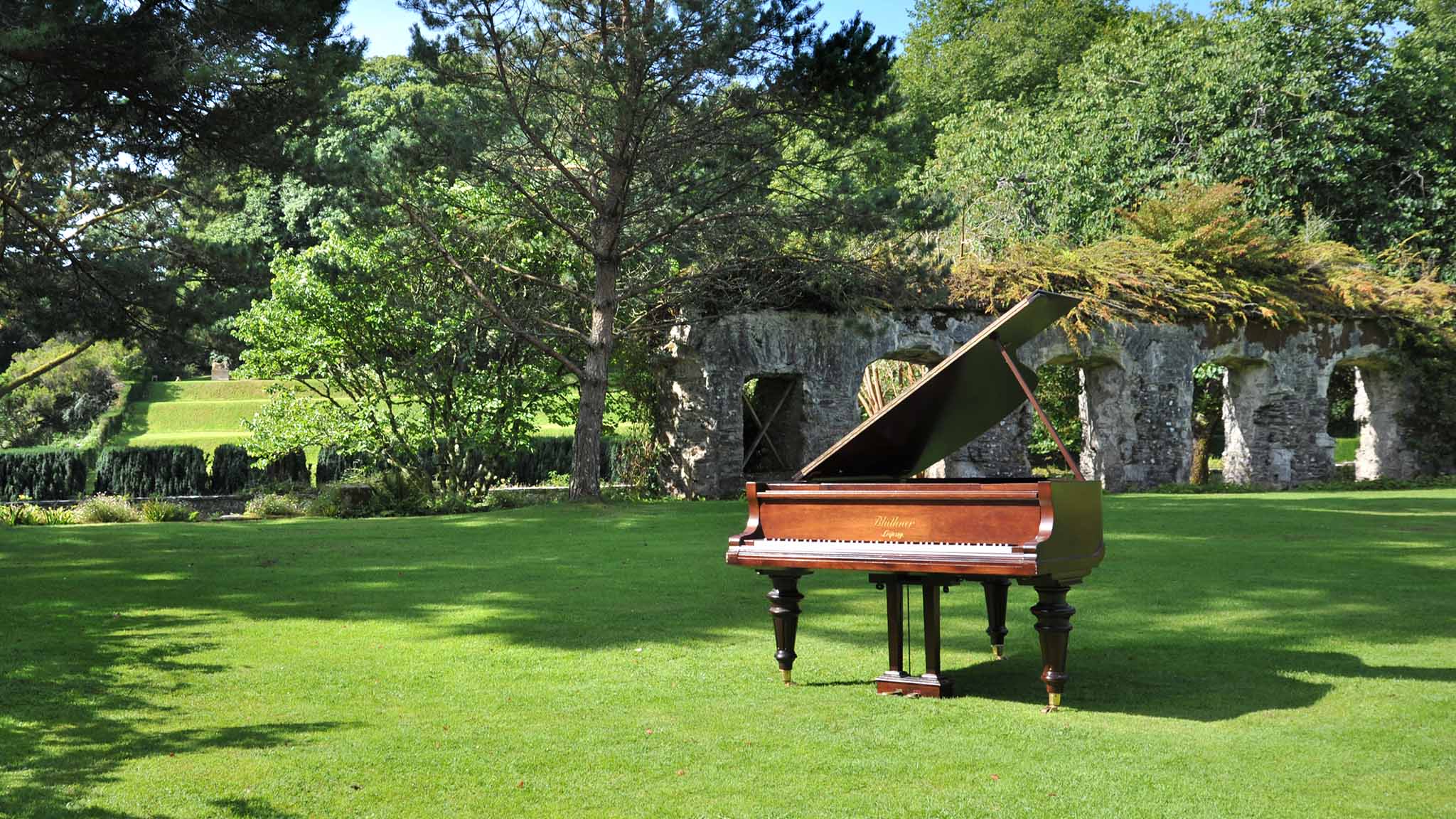 Join us at Dartington’s Music Summer School & Festival in 2022